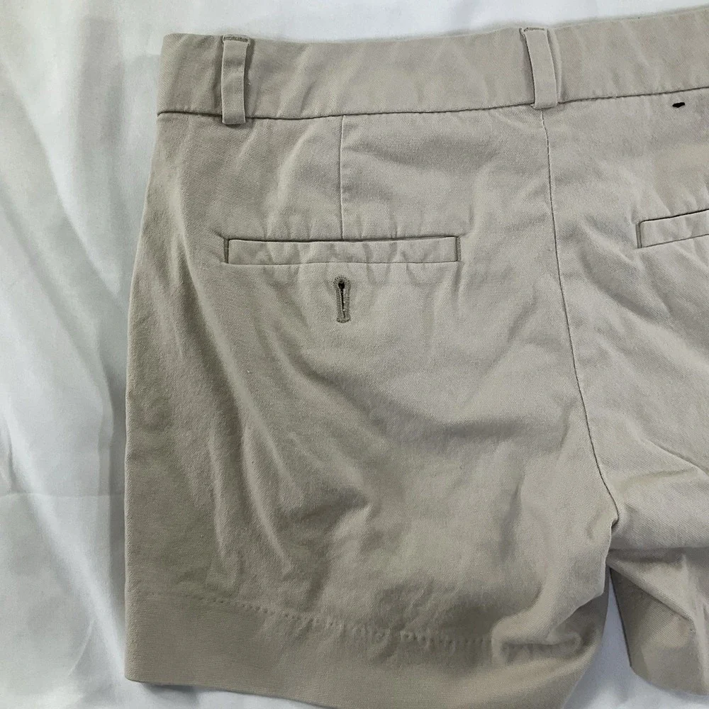 Banana Republic Women's Sz 0P Petite Khaki Shorts 4